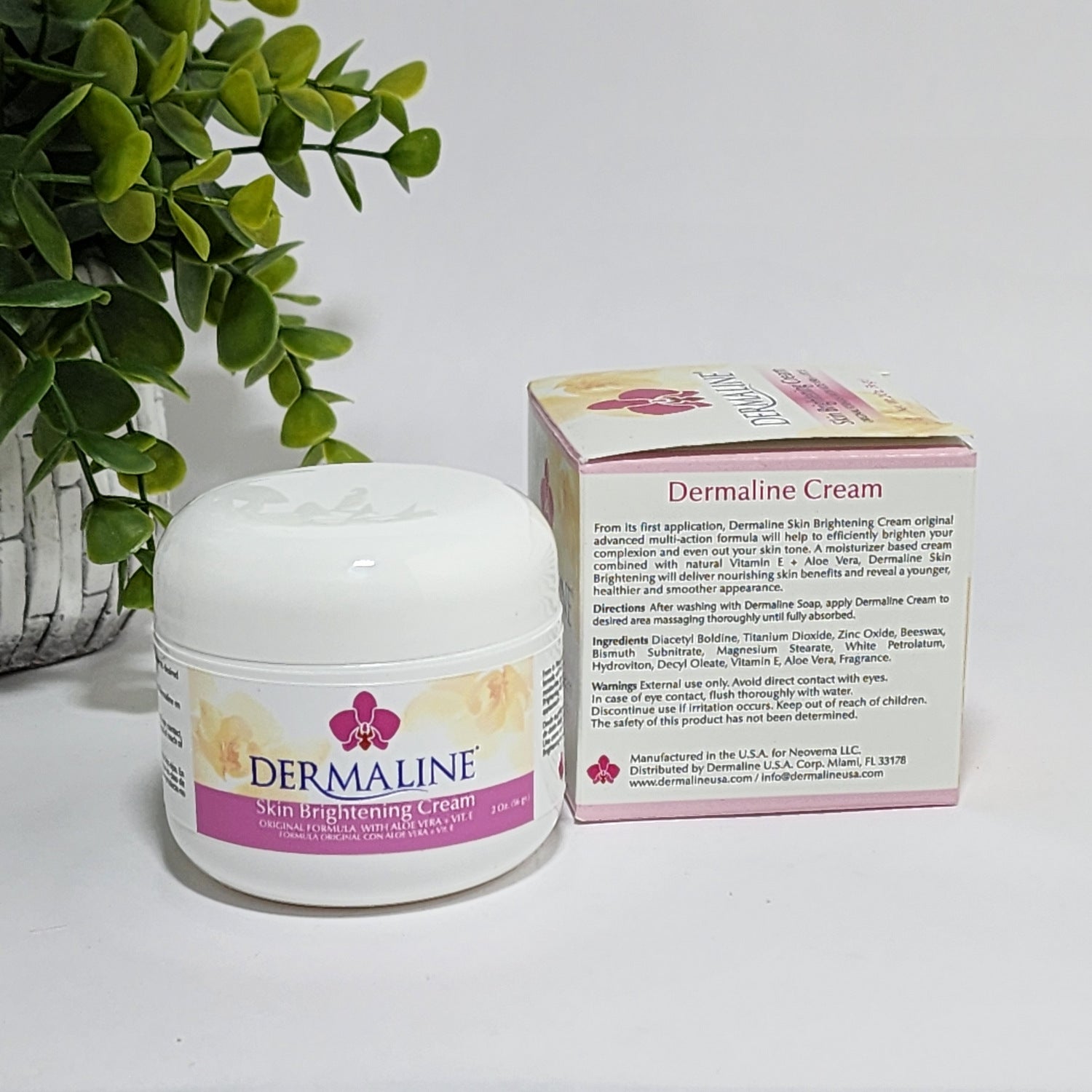 Dermaline Skin Brightening Cream with Aloe & Vitamin E Crema Blanqueadora 2 oz