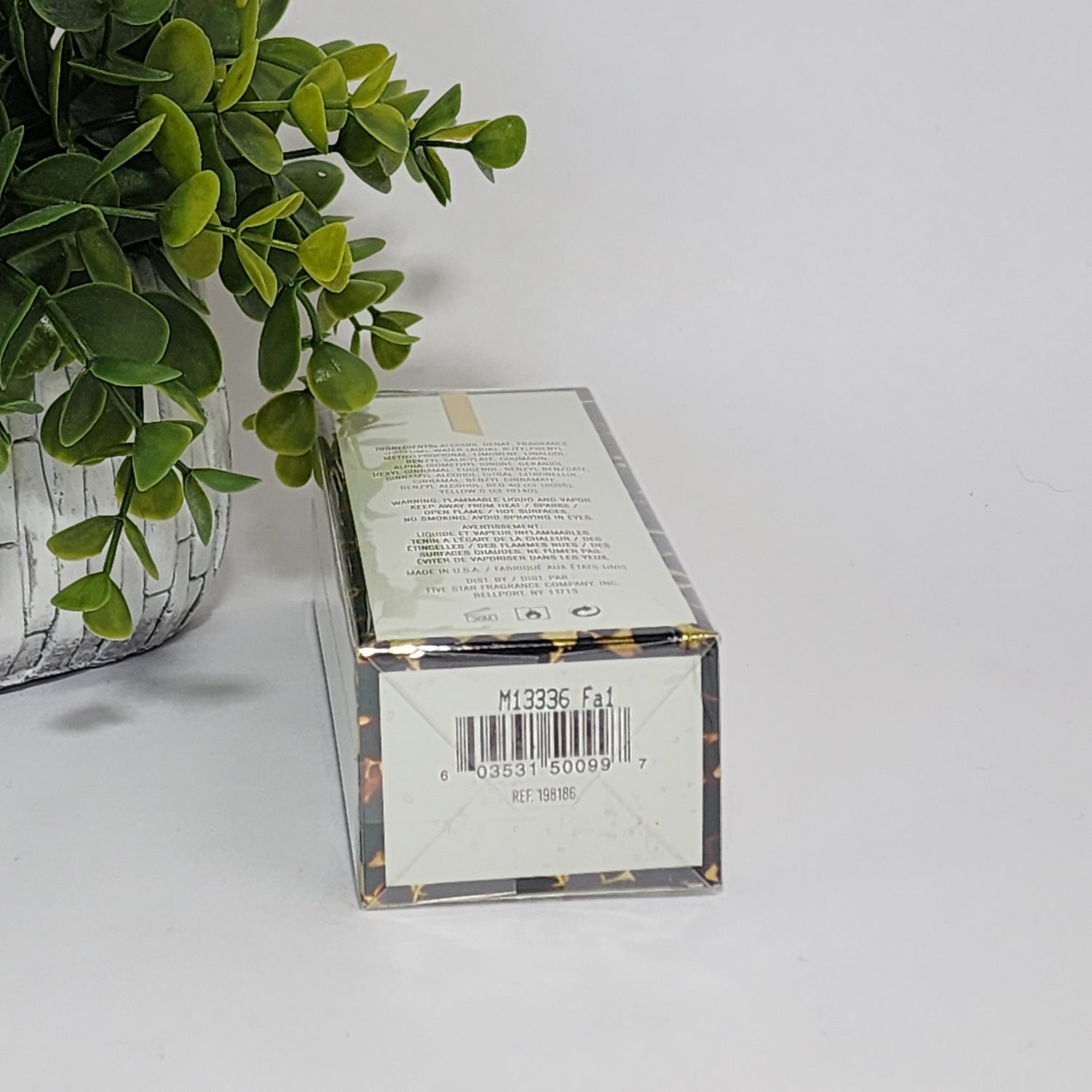 Eau de Royal Secret Eau de Toilette Spray for Women 1.7 fl oz / 50 mL