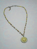 Wood and beads beige necklace