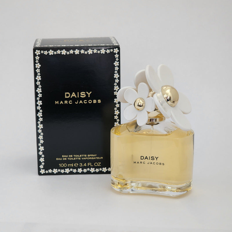 Marc Jacobs Daisy Eau de Toilette Spray - 3.4 fl oz bottle